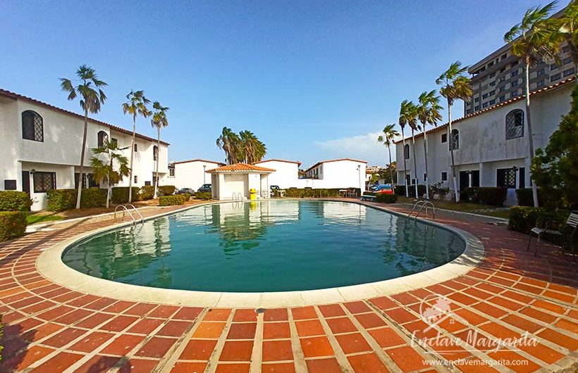 townhouse-3-habitaciones-conjunto-residencial-el-retiro-maneiro (3)
