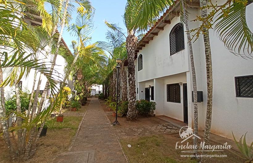 townhouse-3-habitaciones-conjunto-residencial-el-retiro-maneiro (6)