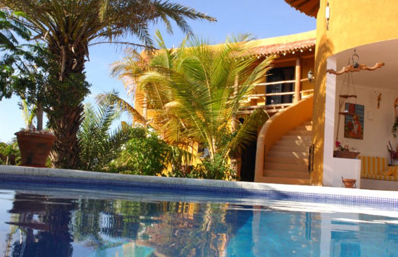 en-venta-hotel-boutique-playa-el-yaque (2)