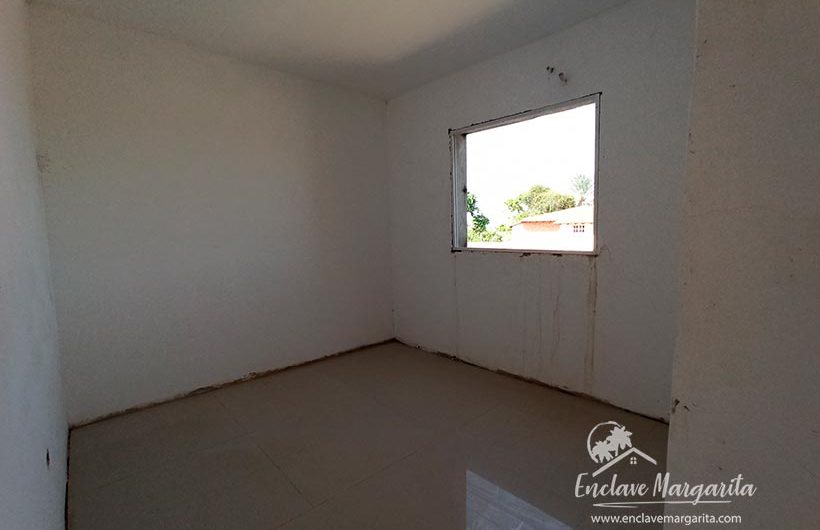 Se vende Townhouse en Los Robles Isla de Margarita (10)