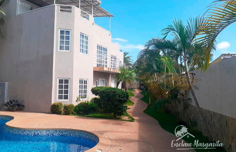 Townhouse 3 habitaciones Guacuco Margarita (2)