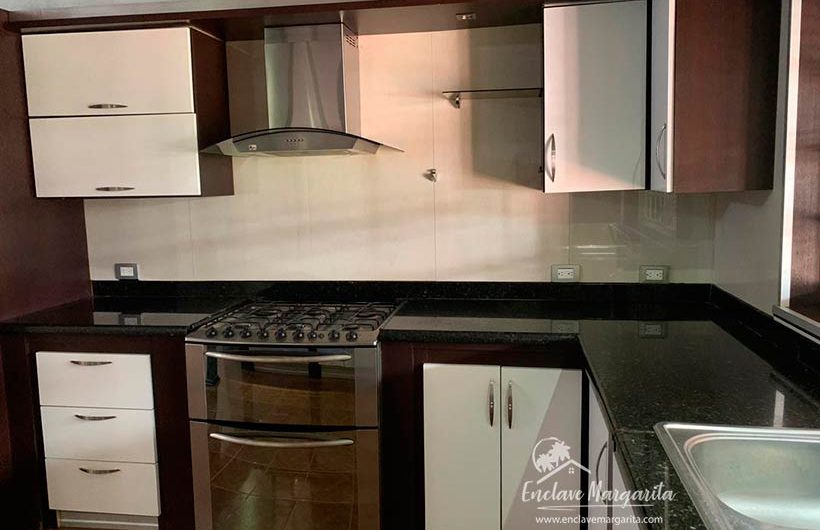 VENDIDO – Casa 3 hab. en Urb. Las Marites – Isla de Margarita