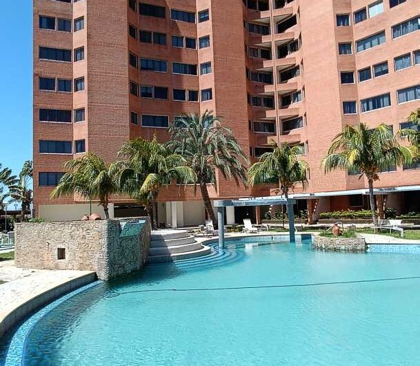 Alquiler de habitación vacacional en apartamento en Res. La Arboleda