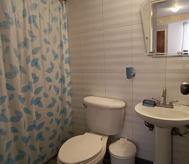 Alquiler de habitación vacacional en apartamento en Res. La Arboleda