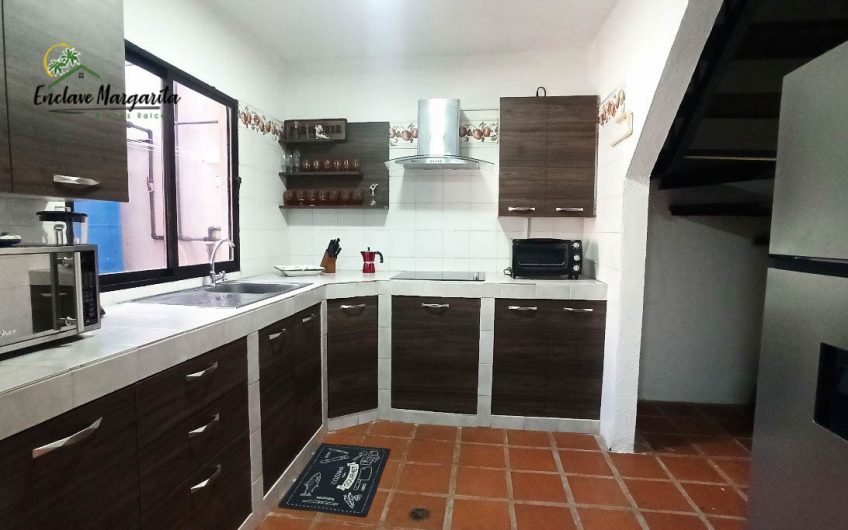 Se alquila Townhouse Vacacional 3 habitaciones Isla Margarita