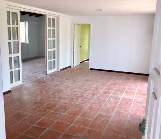 Se vende espectacular casa 5 habitaciones en Juangriego