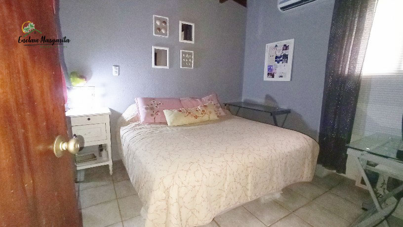 VENDIDO – Townhouse 3 hab Urb Maneiro – Precio de Oportunidad