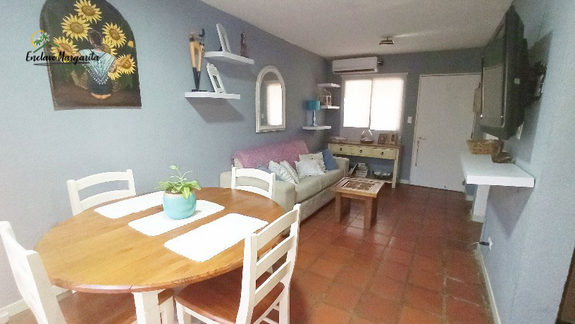 VENDIDO – Townhouse 3 hab Urb Maneiro – Precio de Oportunidad