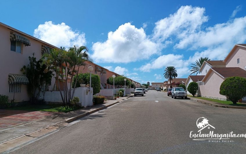 Townhouse en venta – Res. Porlamar Villas – Isla de Margarita