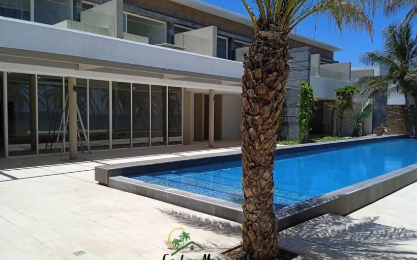 Se vende hotel nuevo en primera linea de playa en Playa El Agua – Isla de Margarita