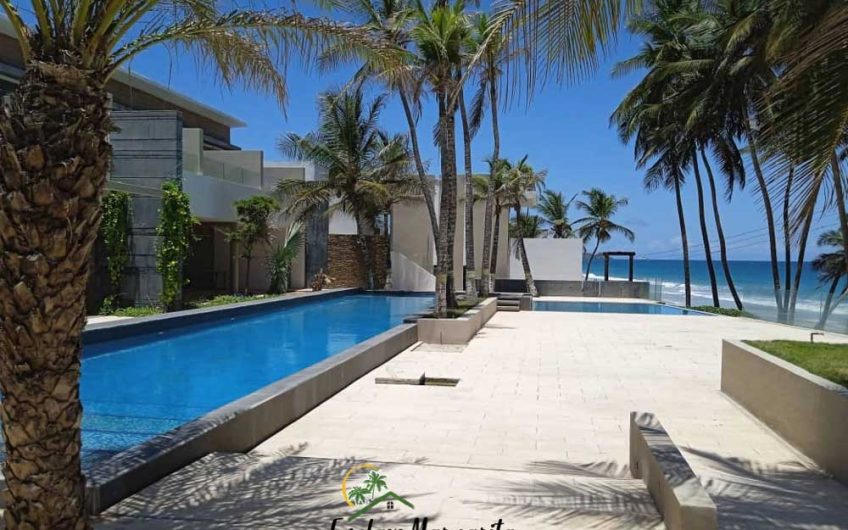 Se vende hotel nuevo en primera linea de playa en Playa El Agua – Isla de Margarita