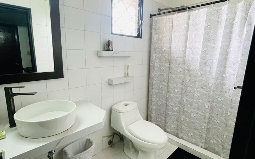 se-alquila-townhouse-vacacional-8-personas-isla-margarita-bano-2