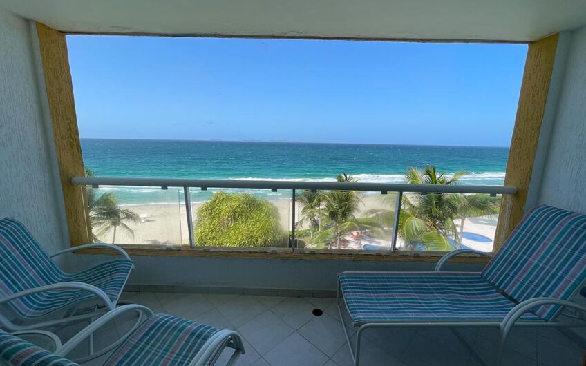 apartamento-frente-al-mar-venta-en-cimarron-playa-parguito-sala4