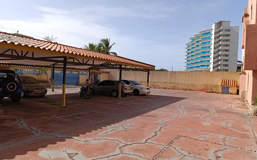 se-vende-apartamento-duplex-frente-la-vela-margarita-1