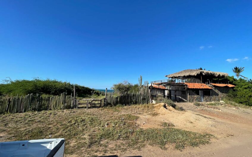 Se vende terreno frente al mar en Playa Caribe