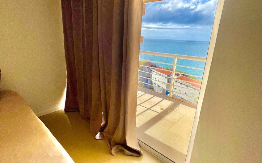 Alquiler vacacional penthouse frente al mar en La Caranta – Pampatar