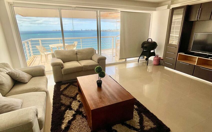 Alquiler vacacional penthouse frente al mar en La Caranta – Pampatar