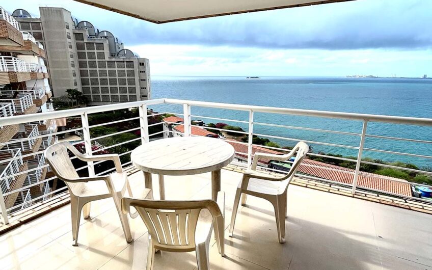 Alquiler vacacional penthouse frente al mar en La Caranta – Pampatar