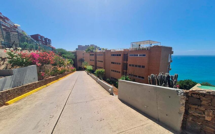 Alquiler vacacional penthouse frente al mar en La Caranta – Pampatar