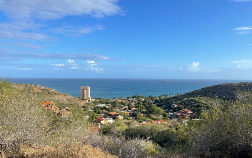 terreno-con-espectacular-vista-al-mar-en-pampatar-isla-de-margarita-principal