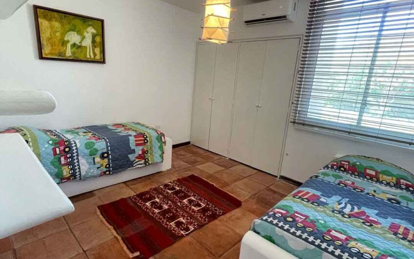 Se vende apartamento 3 hab. con playa privada Res. La Blanquilla – Puerto Real