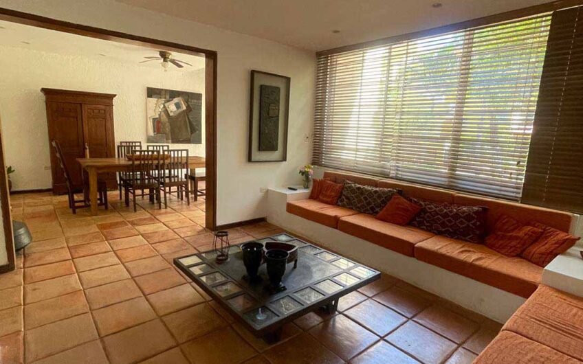 Se vende apartamento 3 hab. con playa privada Res. La Blanquilla – Puerto Real