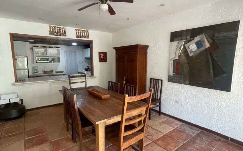 Se vende apartamento 3 hab. con playa privada Res. La Blanquilla – Puerto Real