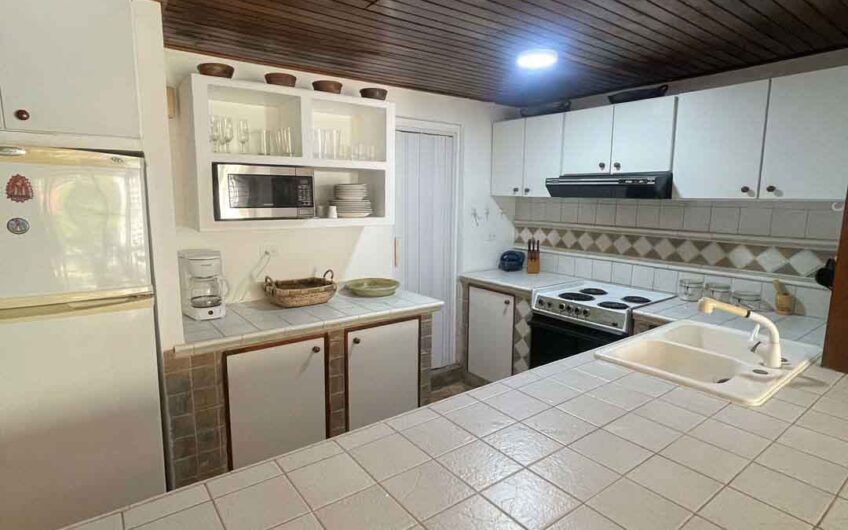 Se vende apartamento 3 hab. con playa privada Res. La Blanquilla – Puerto Real
