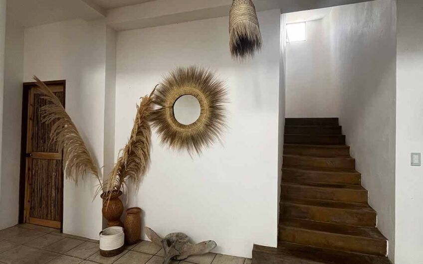 Alquiler Casa Vacacional Isla Margarita | Vista Mar y Montaña para 9 Personas