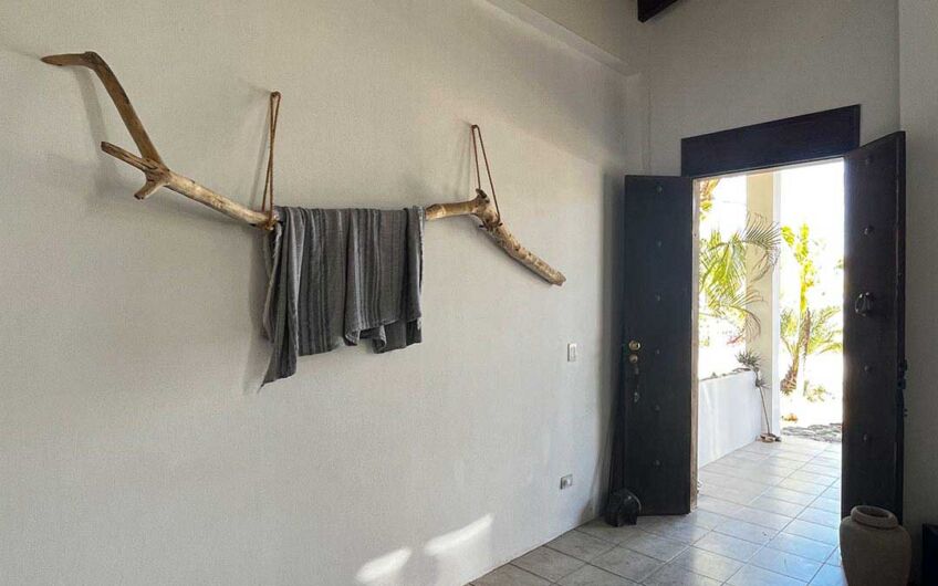 Alquiler Casa Vacacional Isla Margarita | Vista Mar y Montaña para 9 Personas