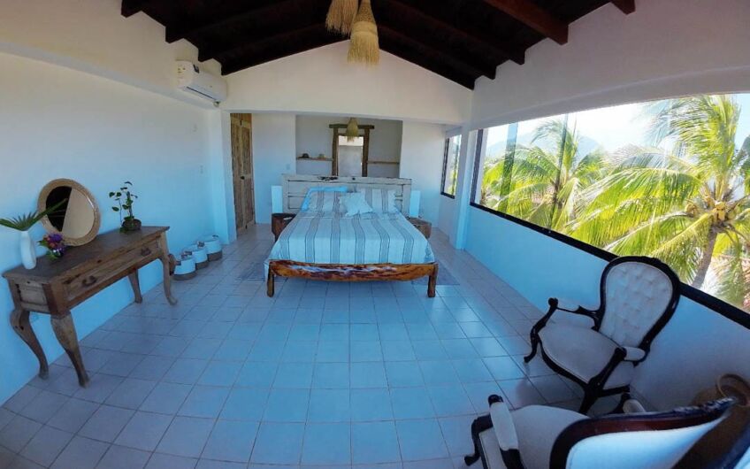Alquiler Casa Vacacional Isla Margarita | Vista Mar y Montaña para 9 Personas
