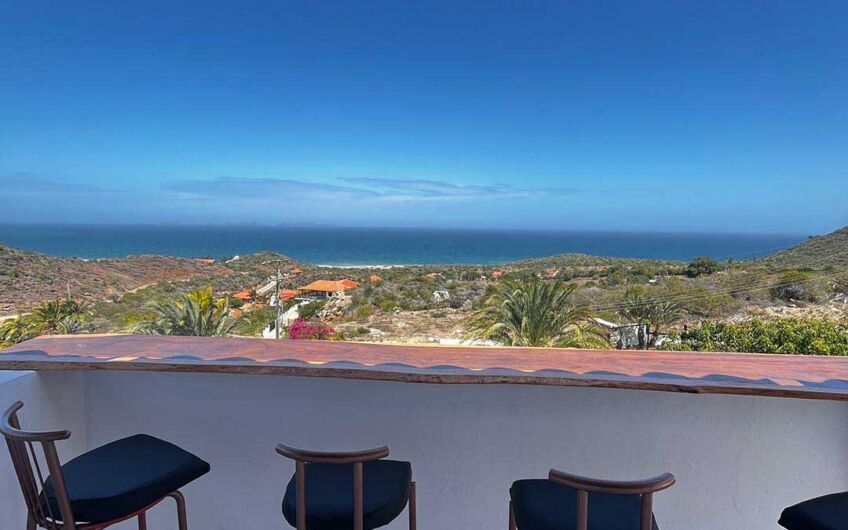 Alquiler Casa Vacacional Isla Margarita | Vista Mar y Montaña para 9 Personas
