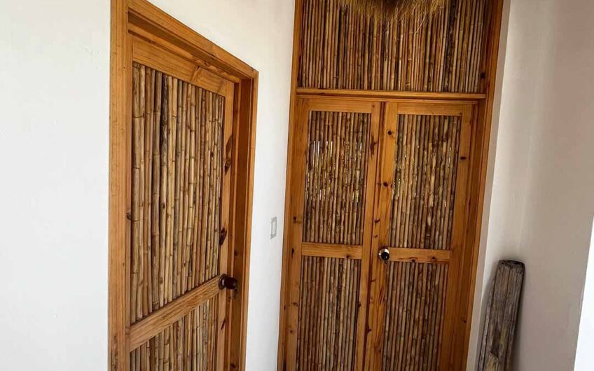 Alquiler Casa Vacacional Isla Margarita | Vista Mar y Montaña para 9 Personas