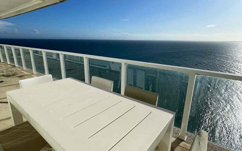 En venta apartamento frente al mar en el Morro – Isla de Margarita