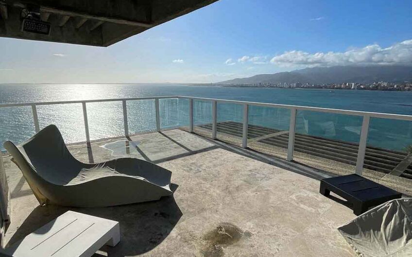 En venta apartamento frente al mar en el Morro – Isla de Margarita