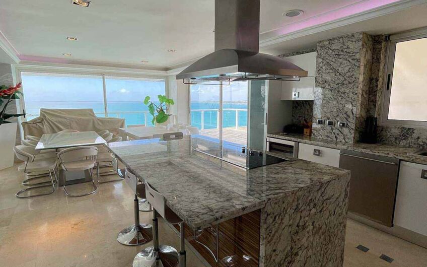 En venta apartamento frente al mar en el Morro – Isla de Margarita