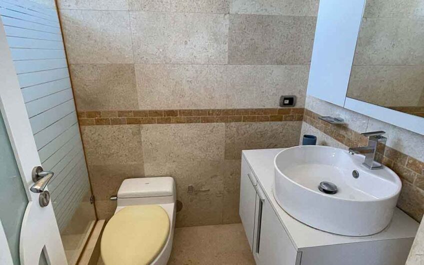 En venta apartamento frente al mar en el Morro – Isla de Margarita