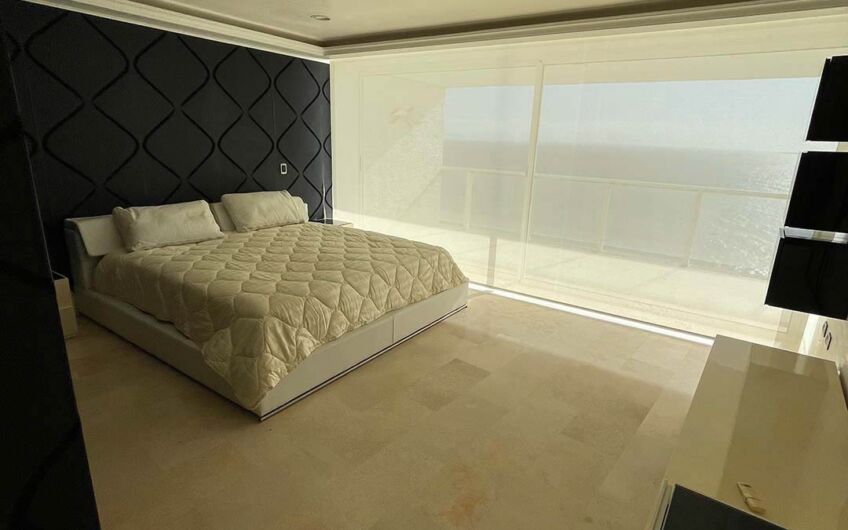 En venta apartamento frente al mar en el Morro – Isla de Margarita