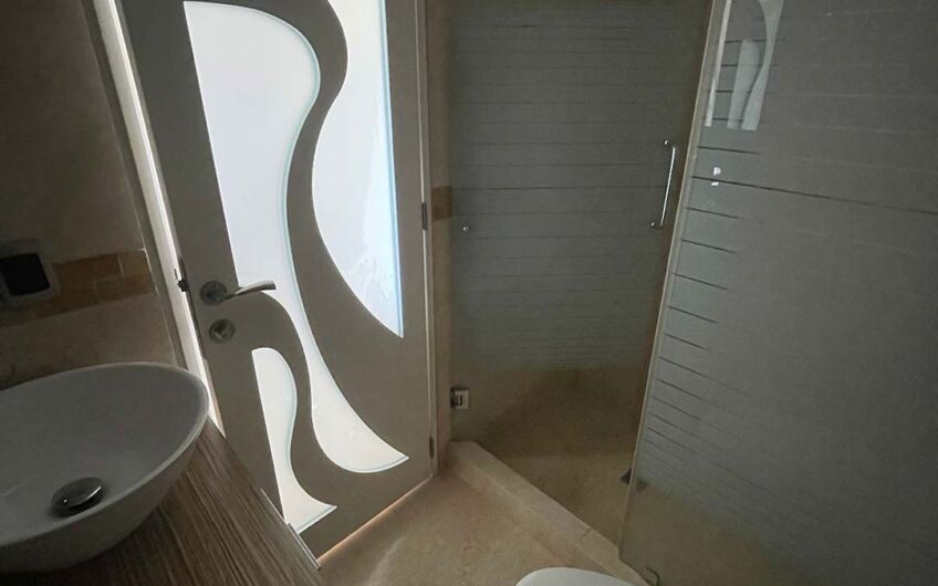 En venta apartamento frente al mar en el Morro – Isla de Margarita