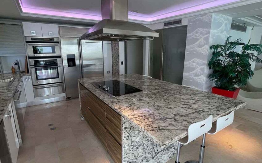 En venta apartamento frente al mar en el Morro – Isla de Margarita