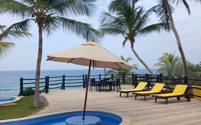 En venta casa de lujo frente al mar en Los Ranchos de Chana Isla de Margarita