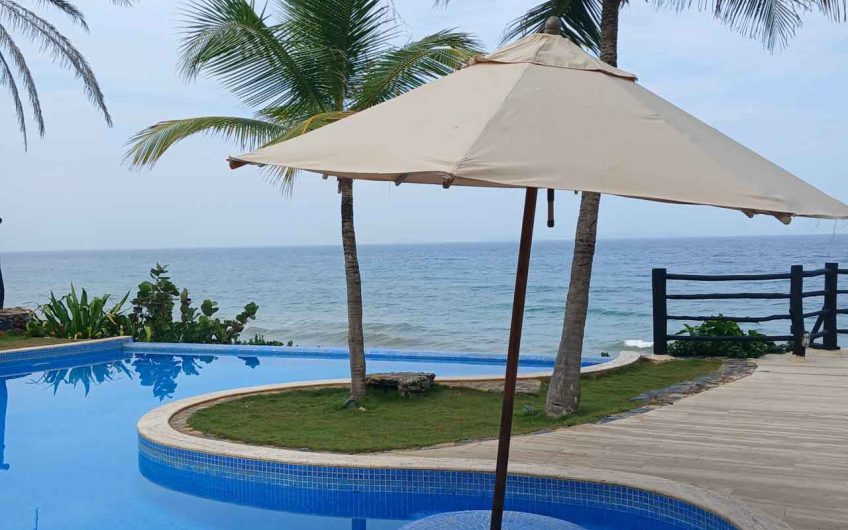 En venta casa de lujo frente al mar en Los Ranchos de Chana Isla de Margarita