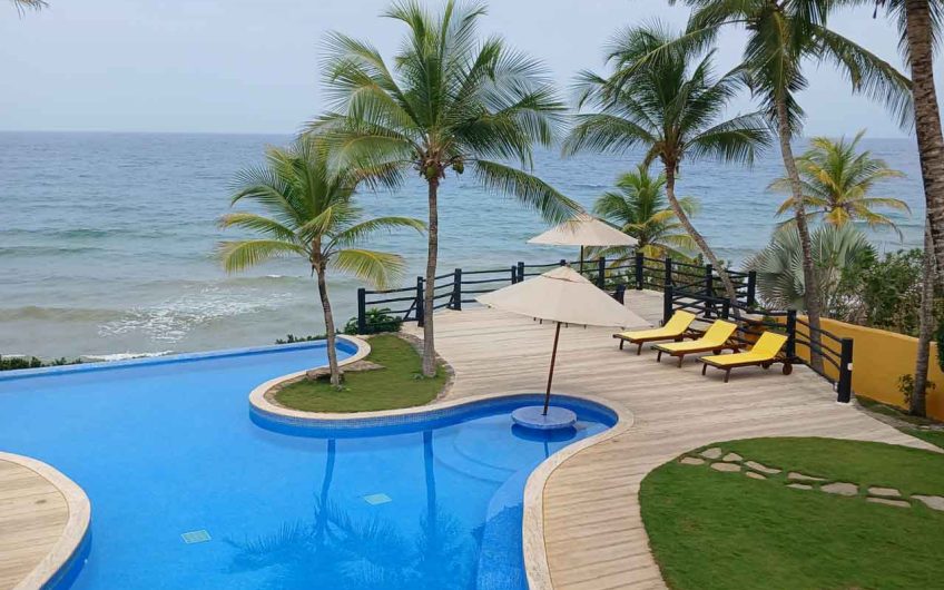 En venta casa de lujo frente al mar en Los Ranchos de Chana Isla de Margarita