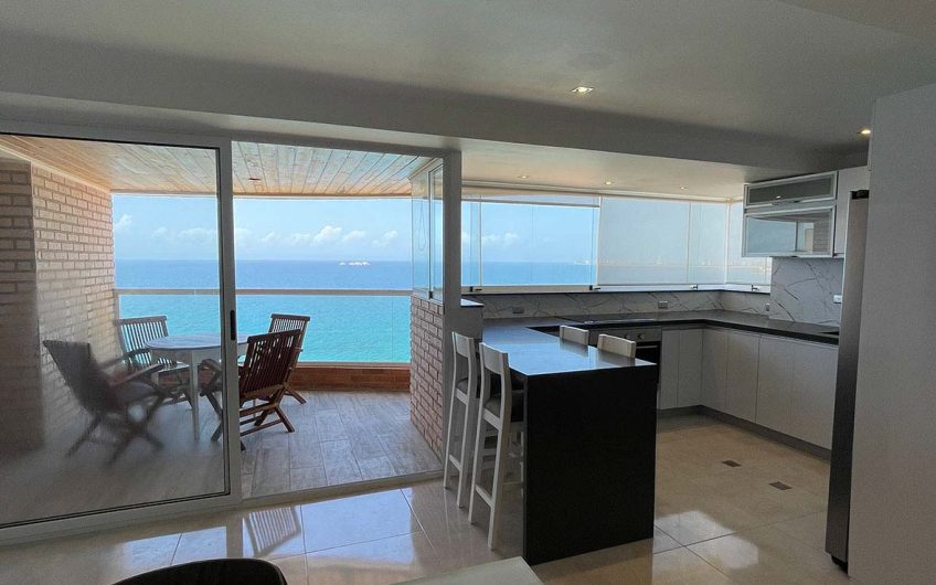 VENDIDO – En venta apartamento de lujo frente al mar en Pampatar – Margarita