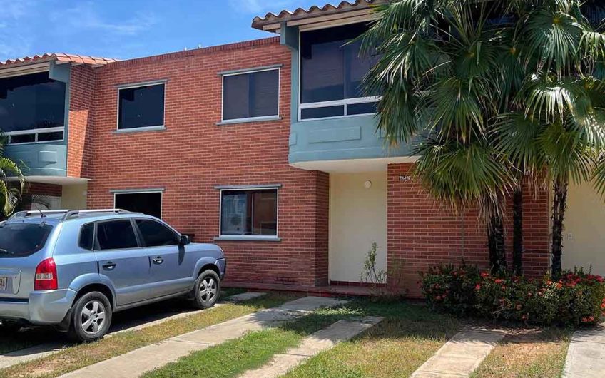 Townhouse en venta en El Valle del Espíritu Santo – Isla de Margarita