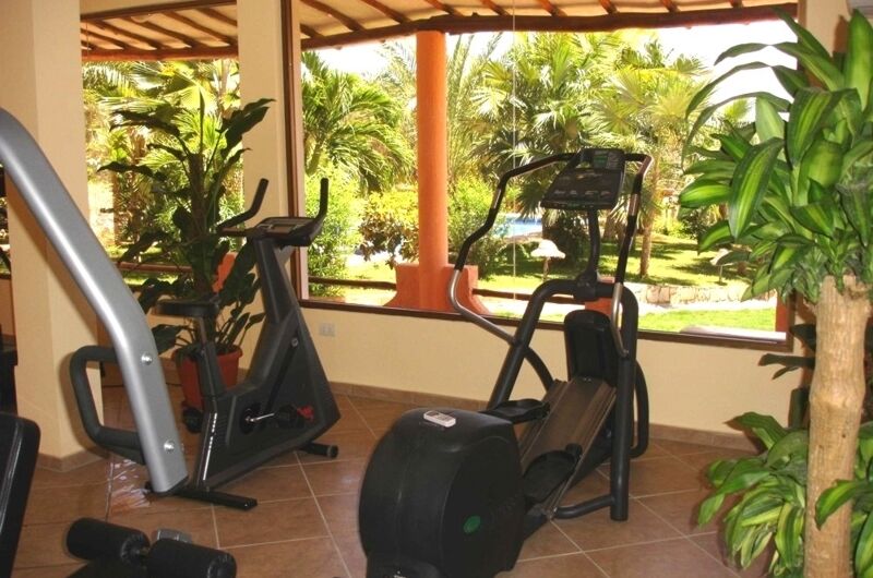 Hotel en venta en Playa El Yaque – Precio de Oportunidad