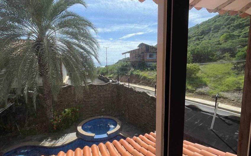 Hermosa casa en venta con vista al mar en Guacuco – Guarame