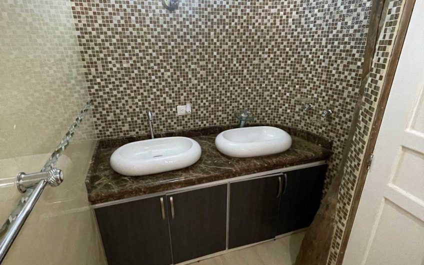 Hermosa casa en venta con vista al mar en Guacuco – Guarame