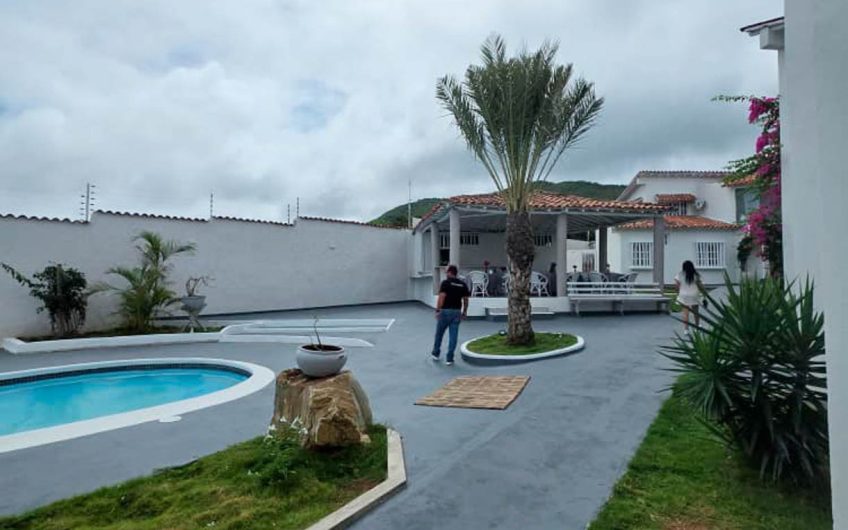 En venta exclusiva Posada Boutique en Playa el Agua, Isla de Margarita