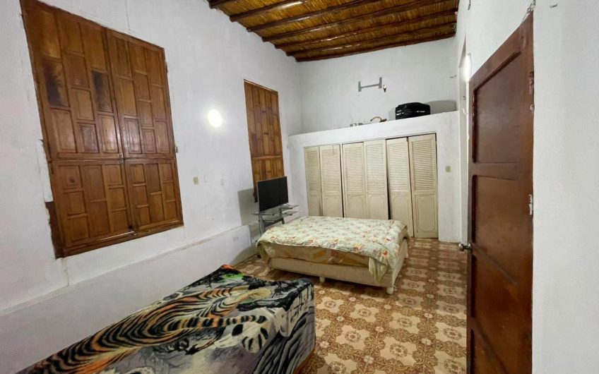 Se vende casa colonial con vista al mar en Playa Zaragoza – Isla de Margarita